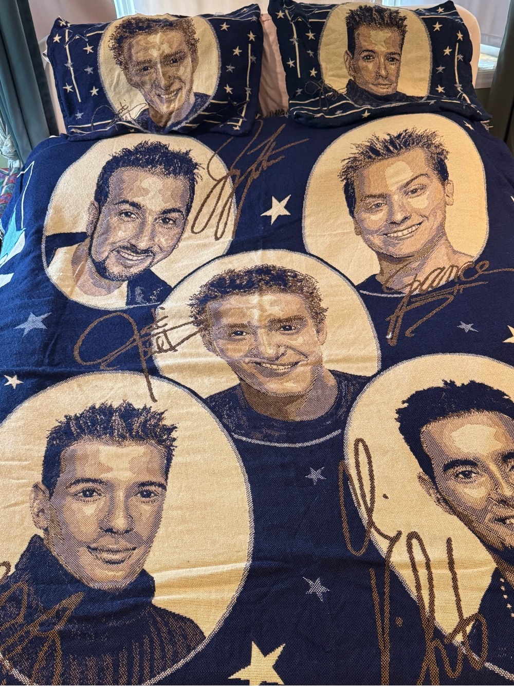 vintage *NSYNC Throw Blanket - Home Bedding- QUEEN with 2 Pillow Sham ( JT & JC)
